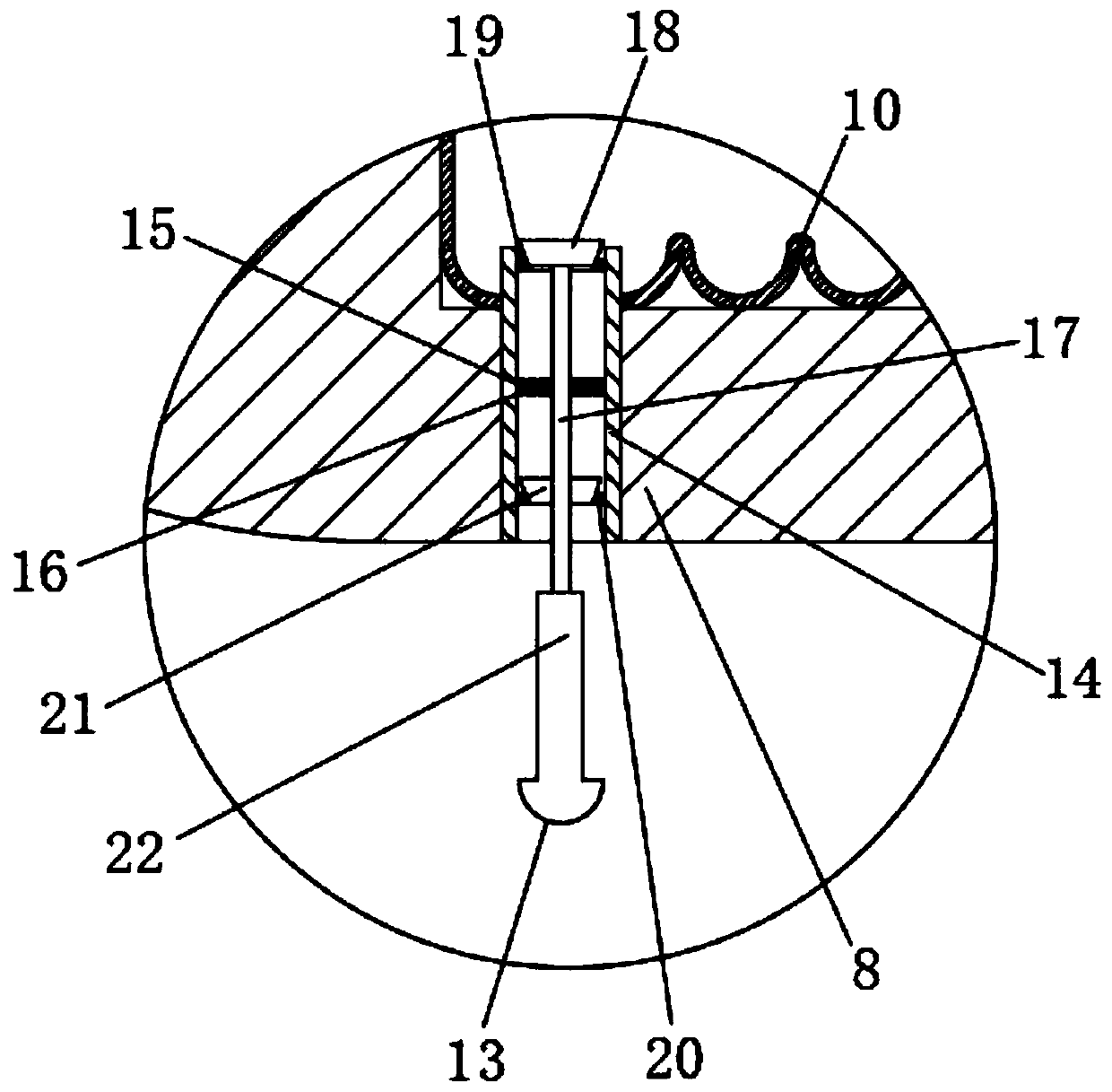 Automatic adjusting device for testing and exercising balance ability of elderly patient