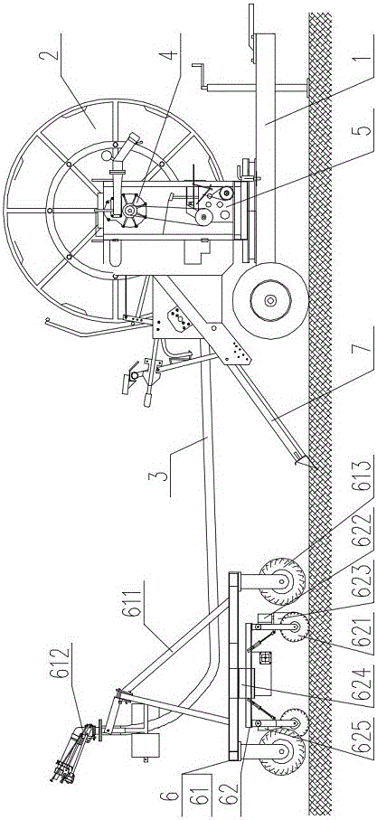 Reel irrigator provided with self-detaching and self-walking sprinkler wagon and use method of reel irrigator