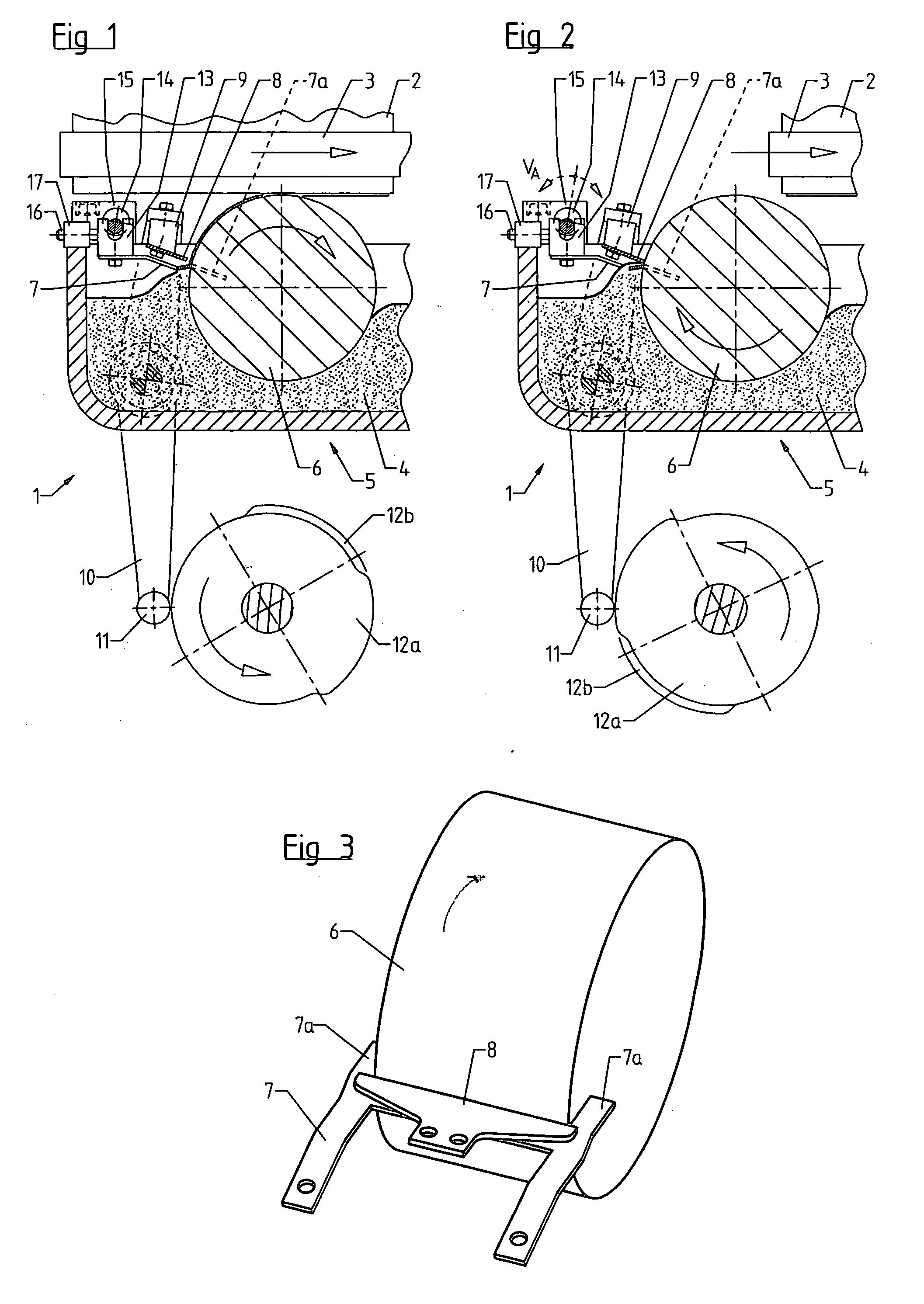 Device for applying glue onto book blocks