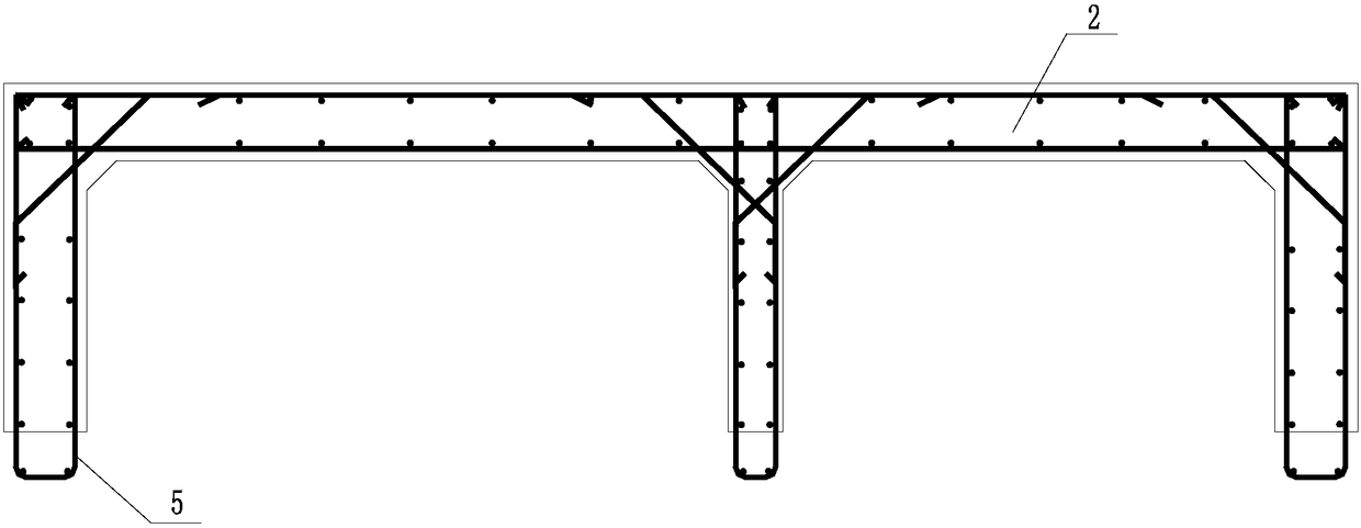 Half-prefabricated assembled comprehensive pipe gallery formed by splicing cast-in-situ hidden beams and construction method of half-prefabricated assembled comprehensive pipe gallery