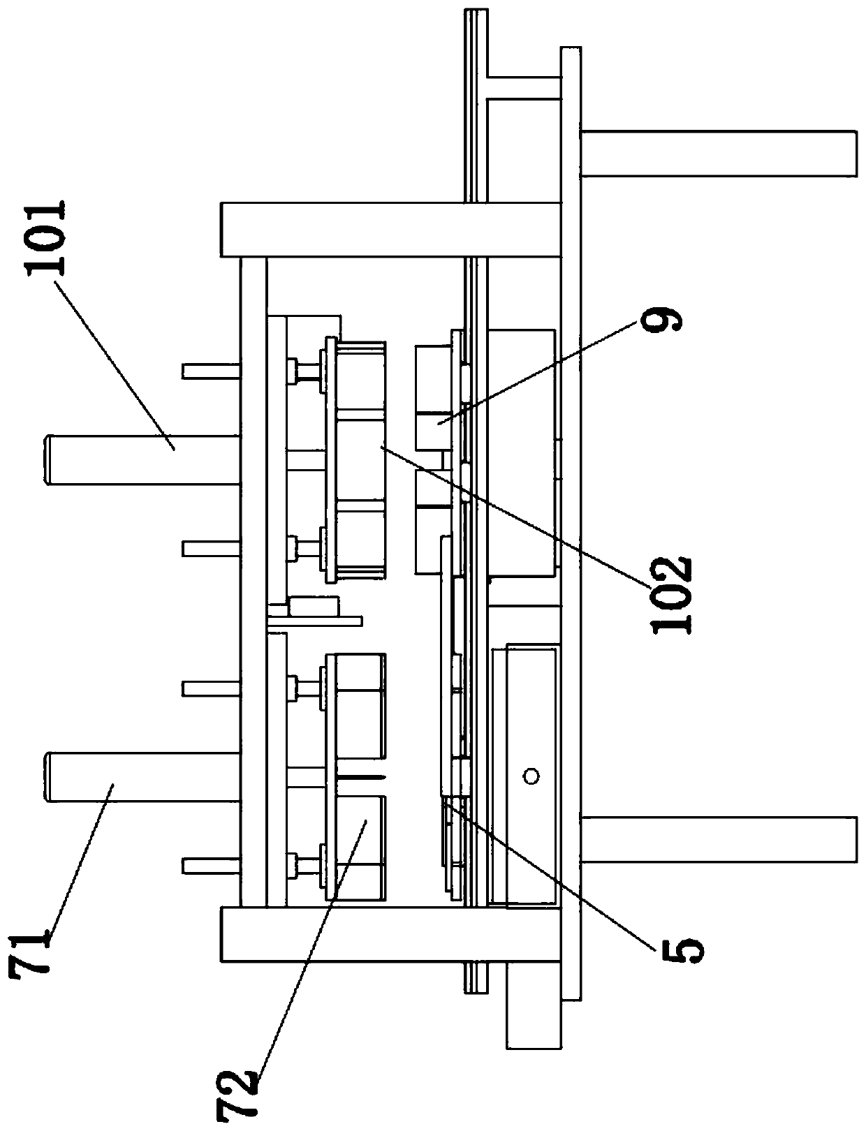 Ultrasonic cake-cutting machine convenient for inserting paper