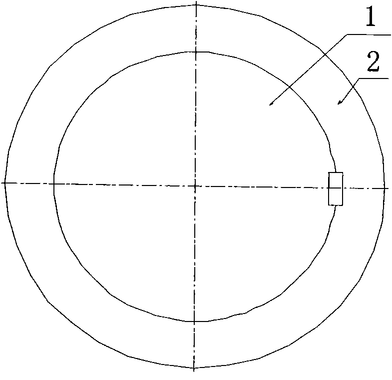 Split-type squeeze roller assembly structure and assembly method