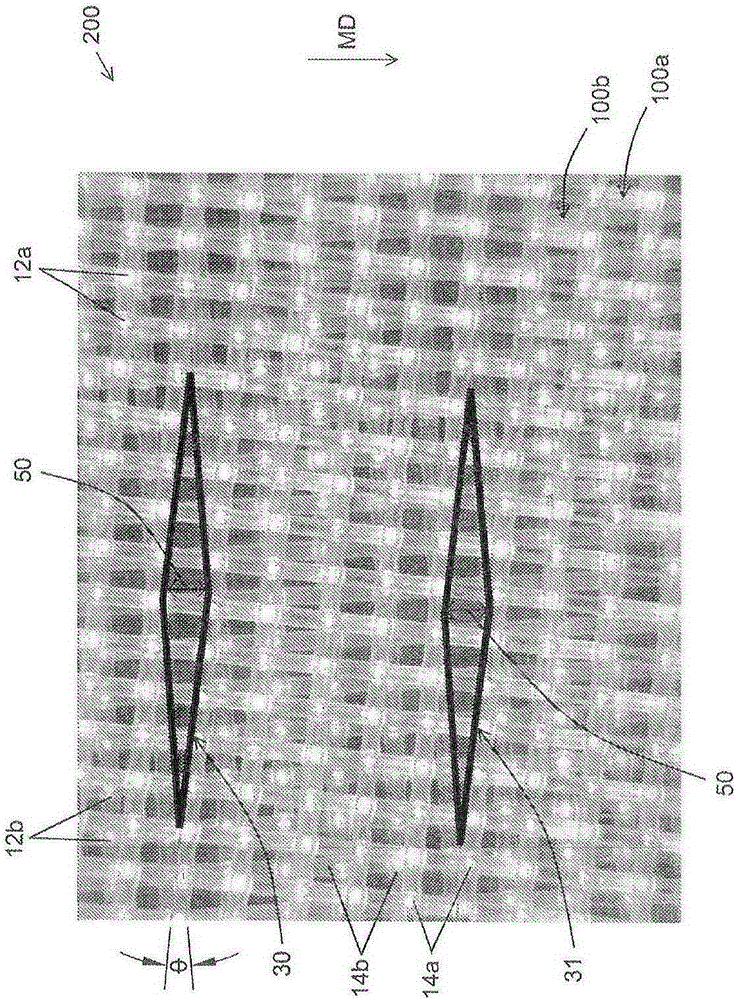 Press felt base fabric exhibiting reduced interference