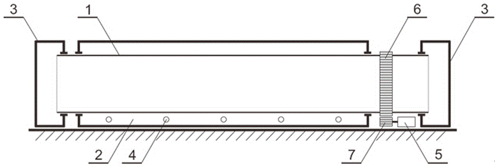 Urban household garbage thermal cracking treatment device and method for conducting urban household garbage thermal cracking with same