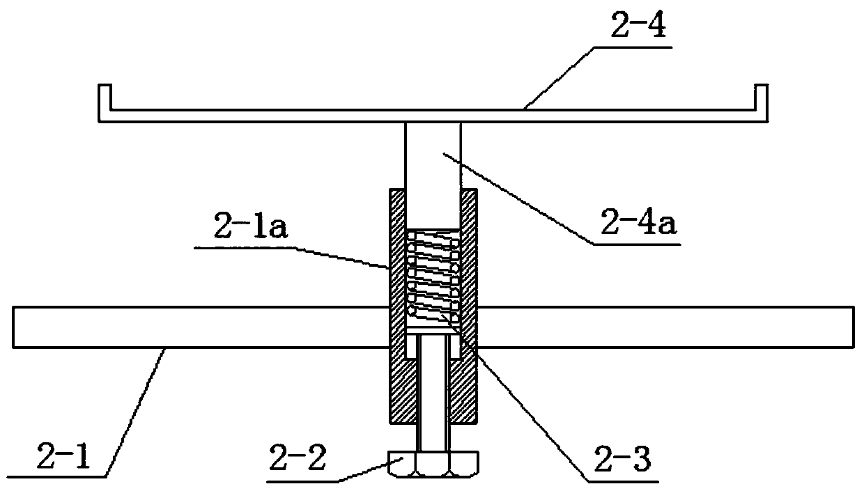 A weight-reducing self-draining traditional Chinese medicine dryer