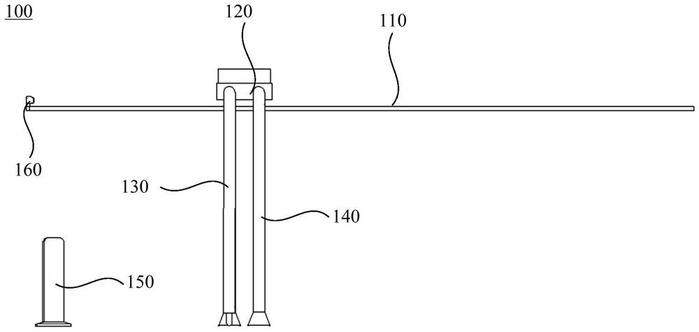 Equipment cleaning device and method and spinning equipment