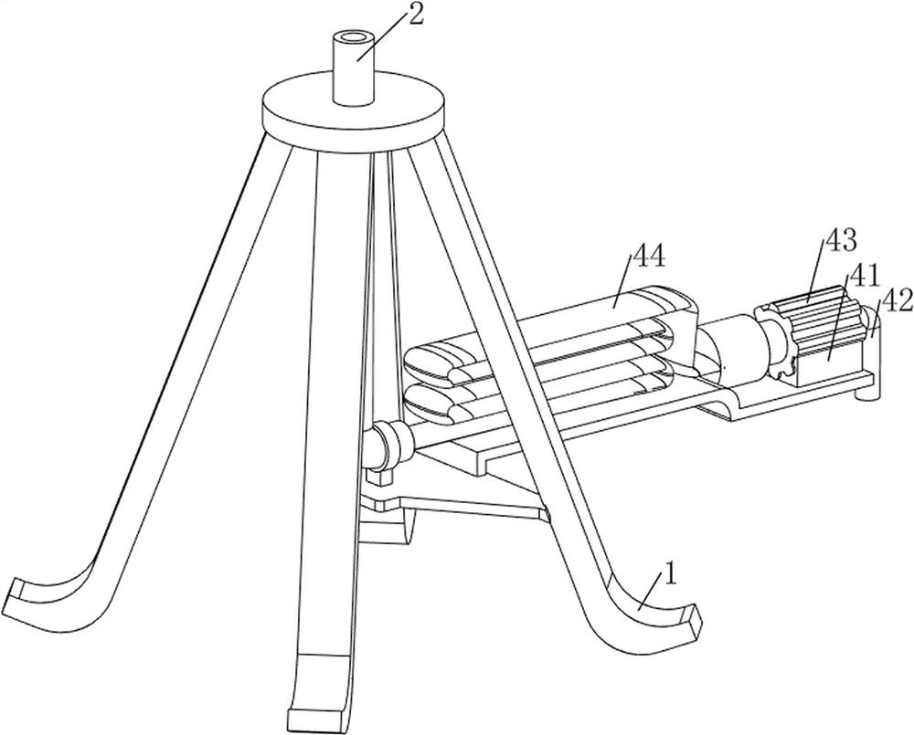 Tree irrigation device for landscaping