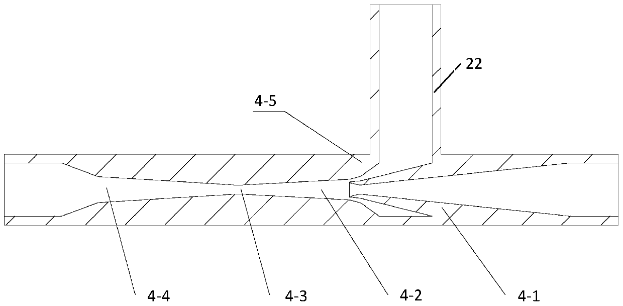 Loop heat pipe heat radiator with vapor-liquid two-phase flow jetting and pressure boosting device