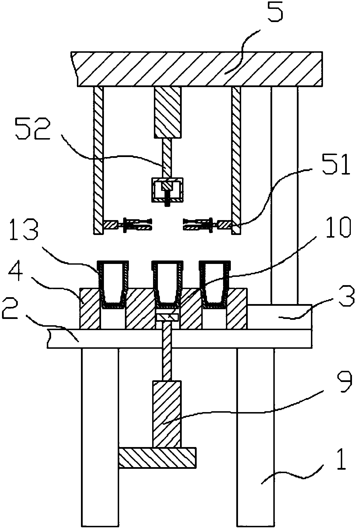 Packaging machine capable of realizing continuous bag sealing