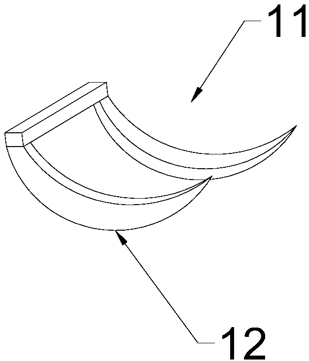 Efficient ball picking device