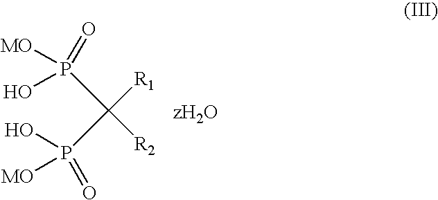 Complex formulation for preventing or treating osteoporosis which comprises solid dispersion of vitamin d or its derivative and bisphosphonate