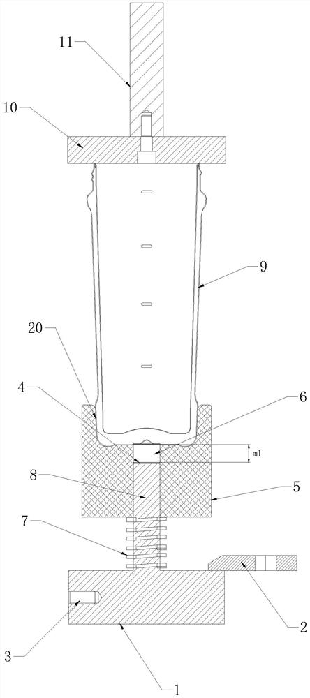 Spot welding device for bottom of vacuum vessel and welding process