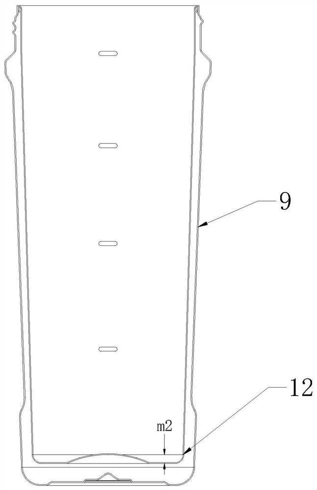 Spot welding device for bottom of vacuum vessel and welding process