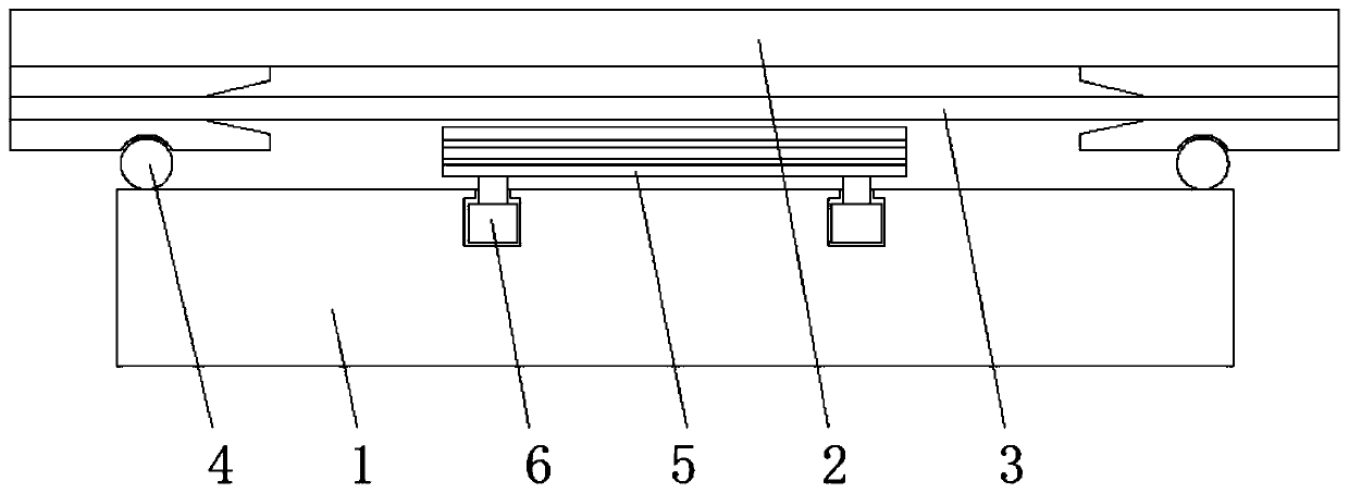 Vacuum laminating machine heat equalizing thimble structure