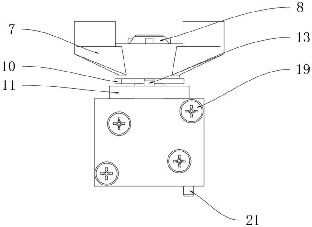 Two-way air pressure valve with large temperature bearing range for rail transit