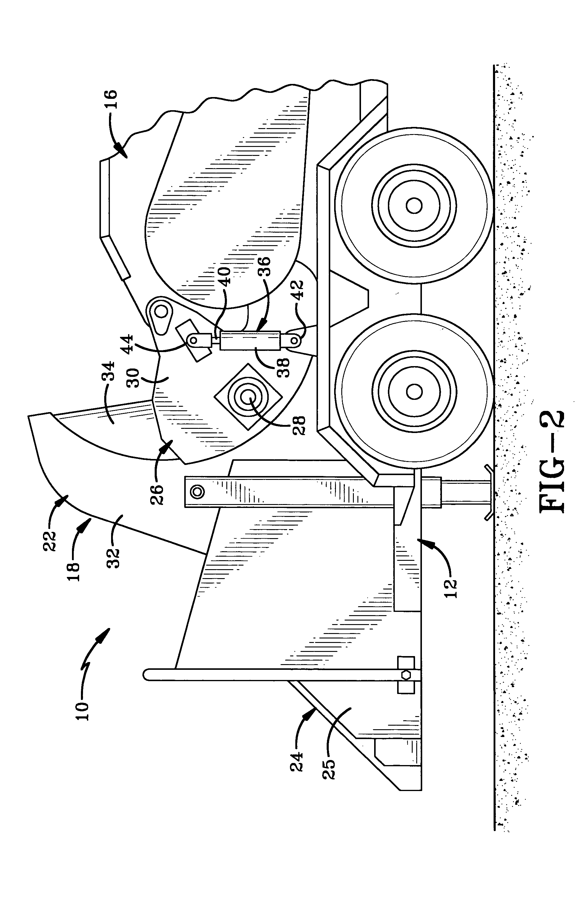 Chipper feed mechanism with pulsating down pressure