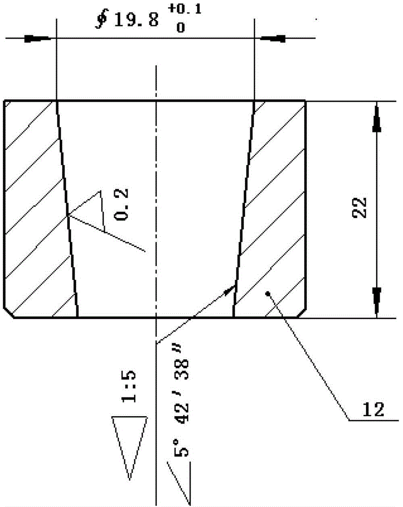 Taper position gauge for accurately measuring big end diameter error of taper hole