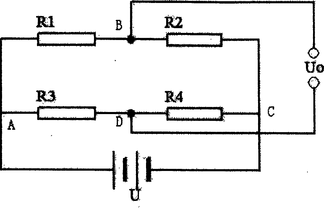 Three-dimensional small-measuring range force transducer