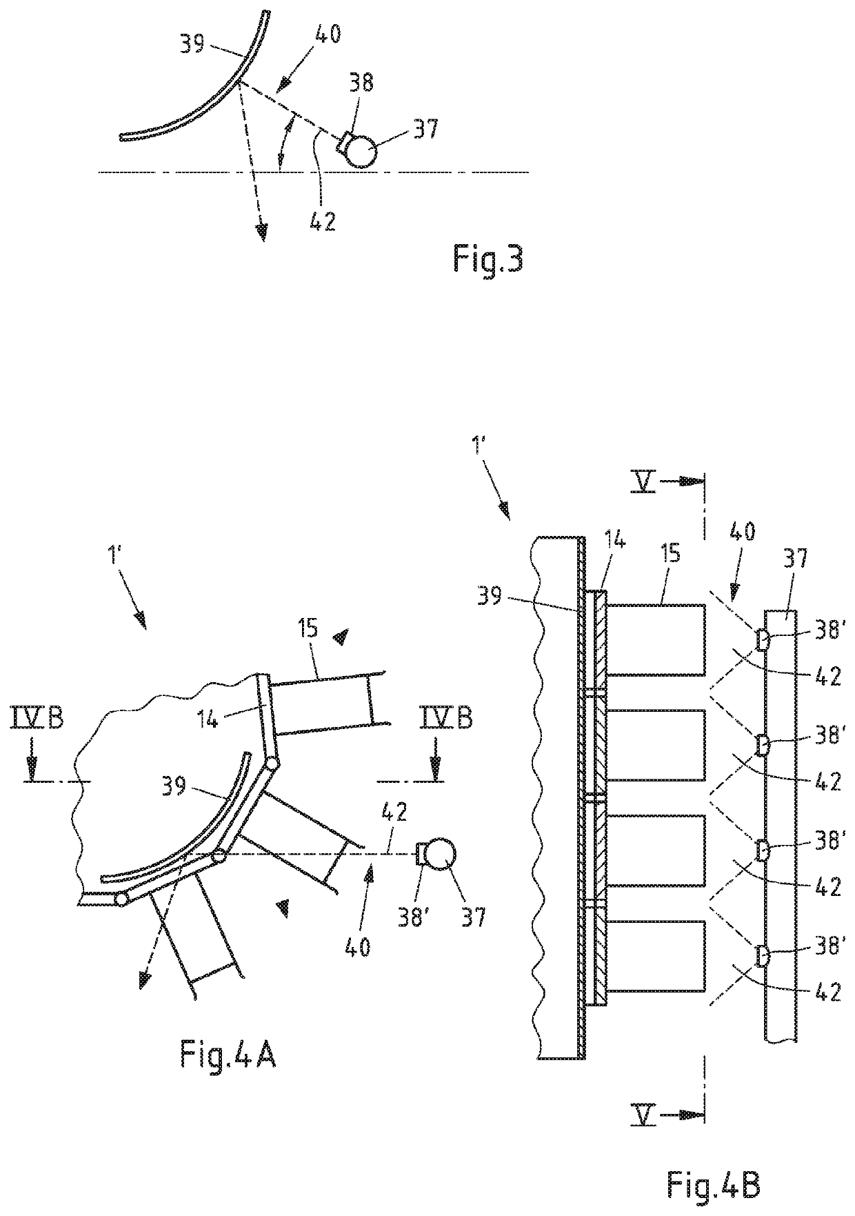 Filling machine and method for filling packages with a fluid product