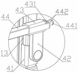 Separated damping type movable generator