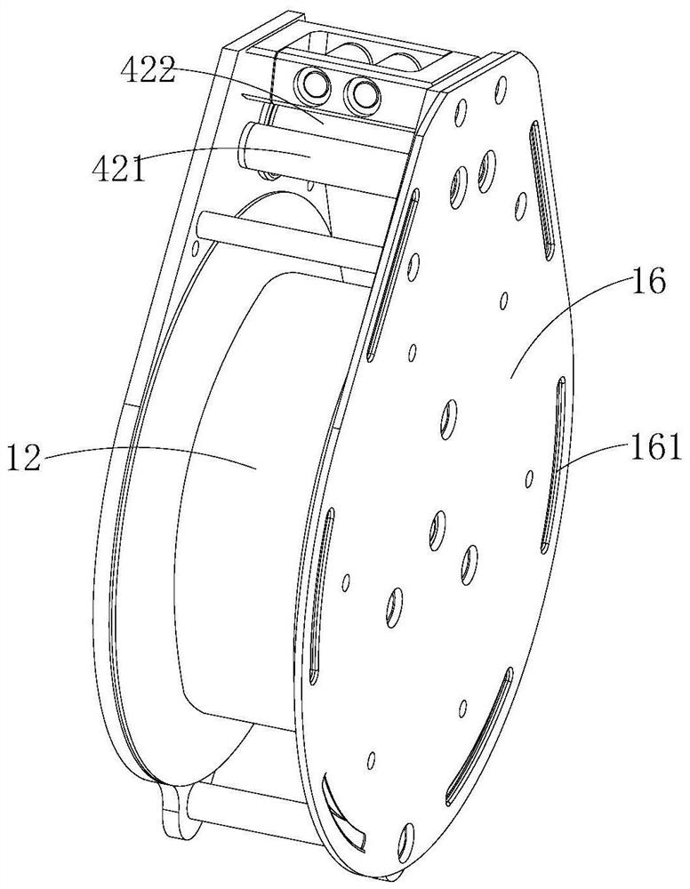 High-altitude escape backpack and rope retractable descent control device thereof