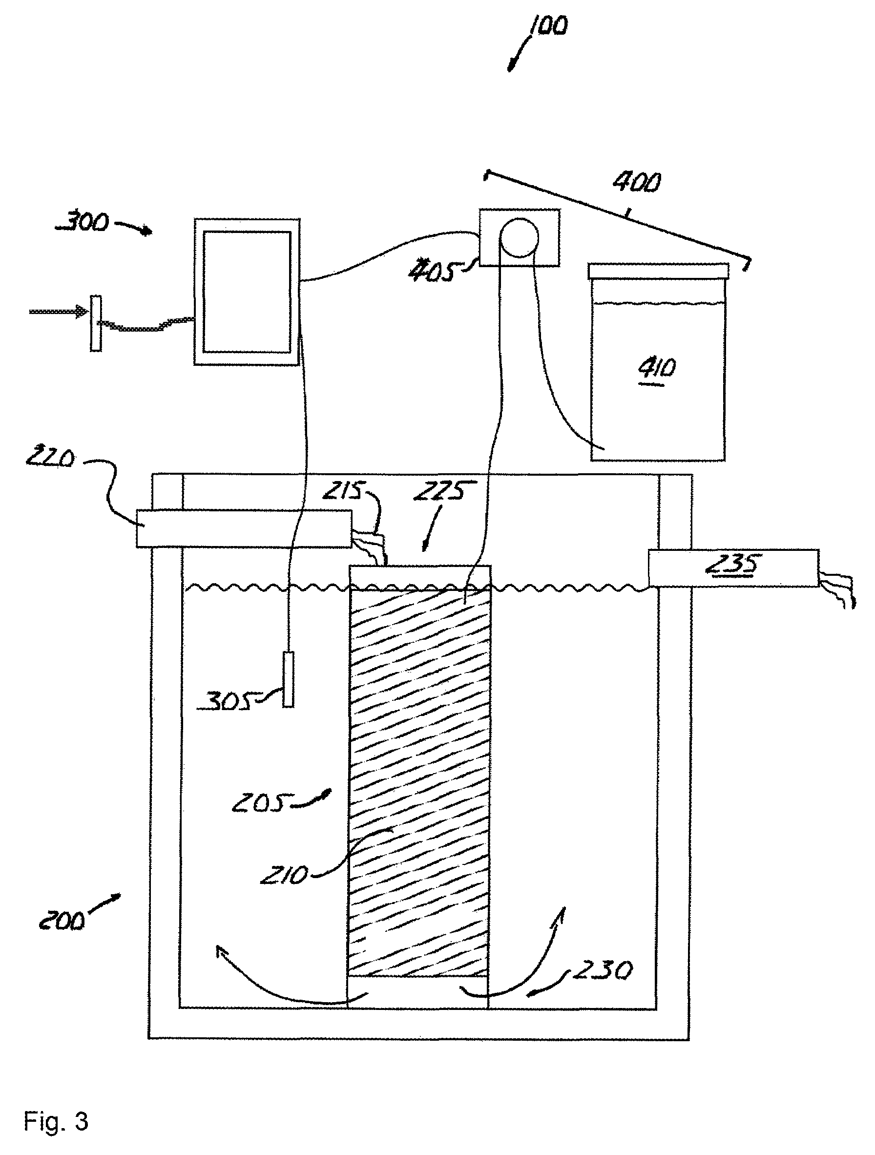 Apparatus for denitrifying wastewater