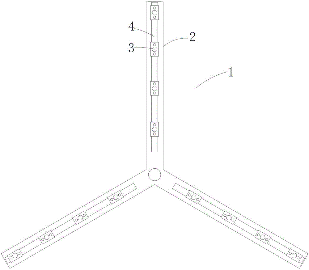 Rotary spray head and wet etching machine