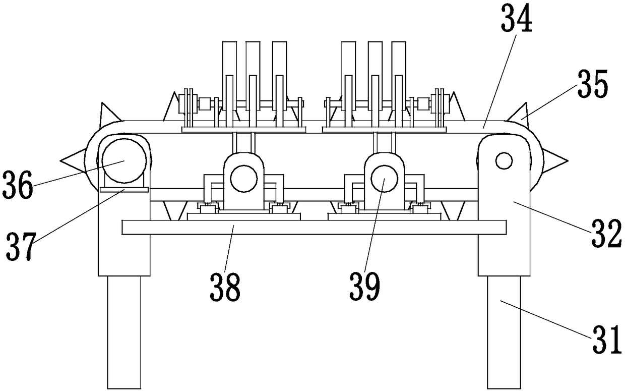 An automatic conveying device for rice straw