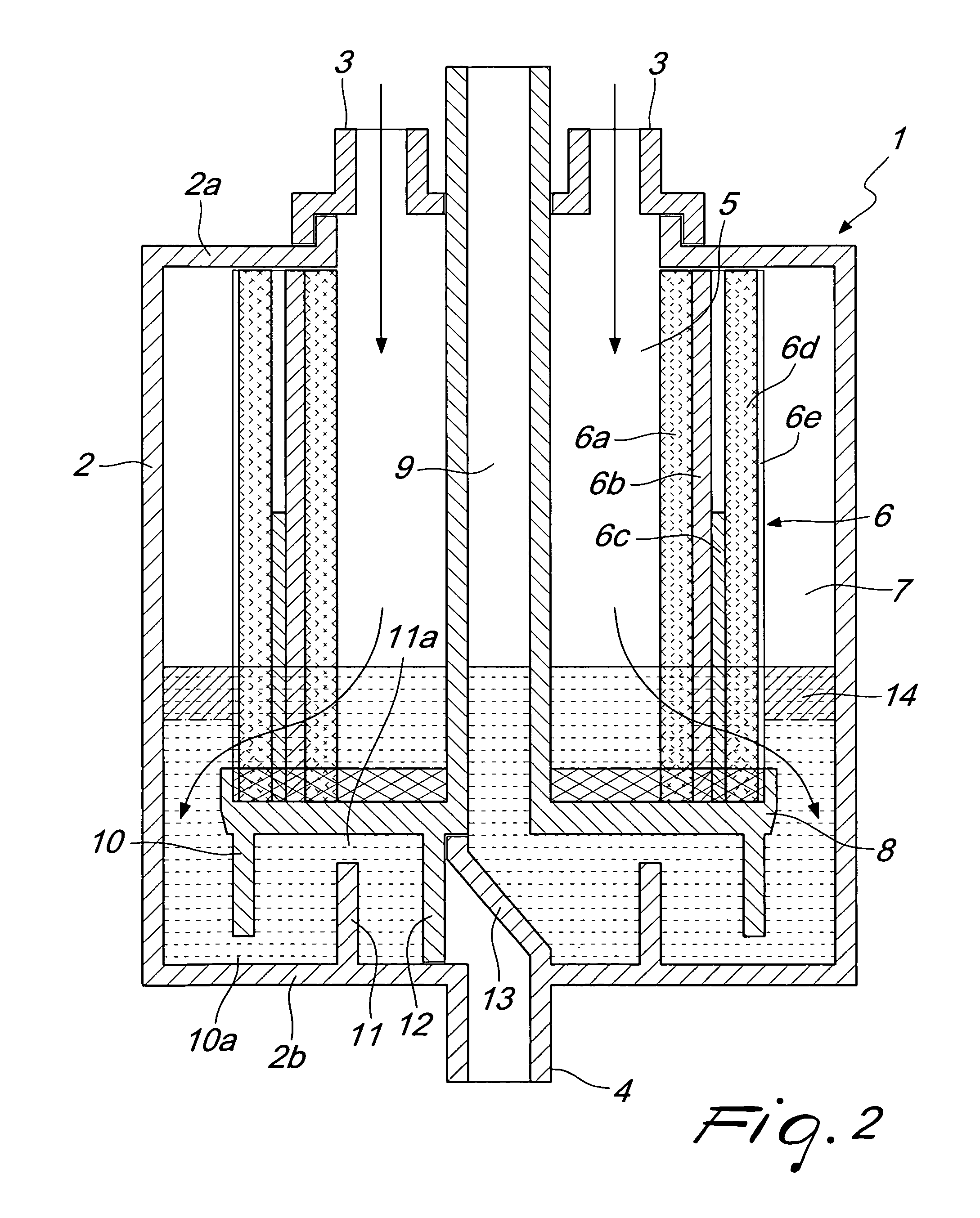 Cardiotomy reservoir with blood inflow and outflow connectors located for optimizing operation