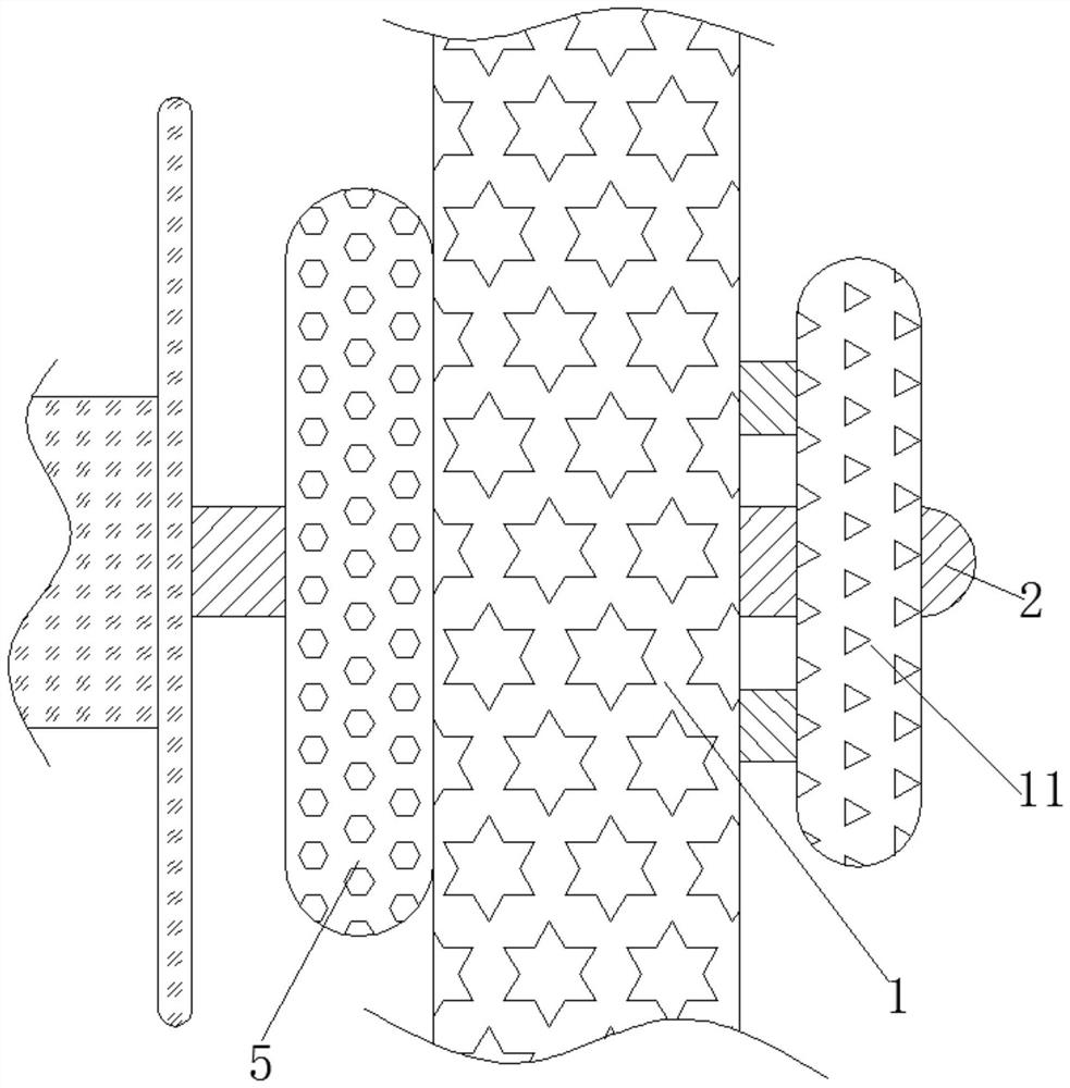 Production and machining device of cooling liquid conveying hose for machine tool machining