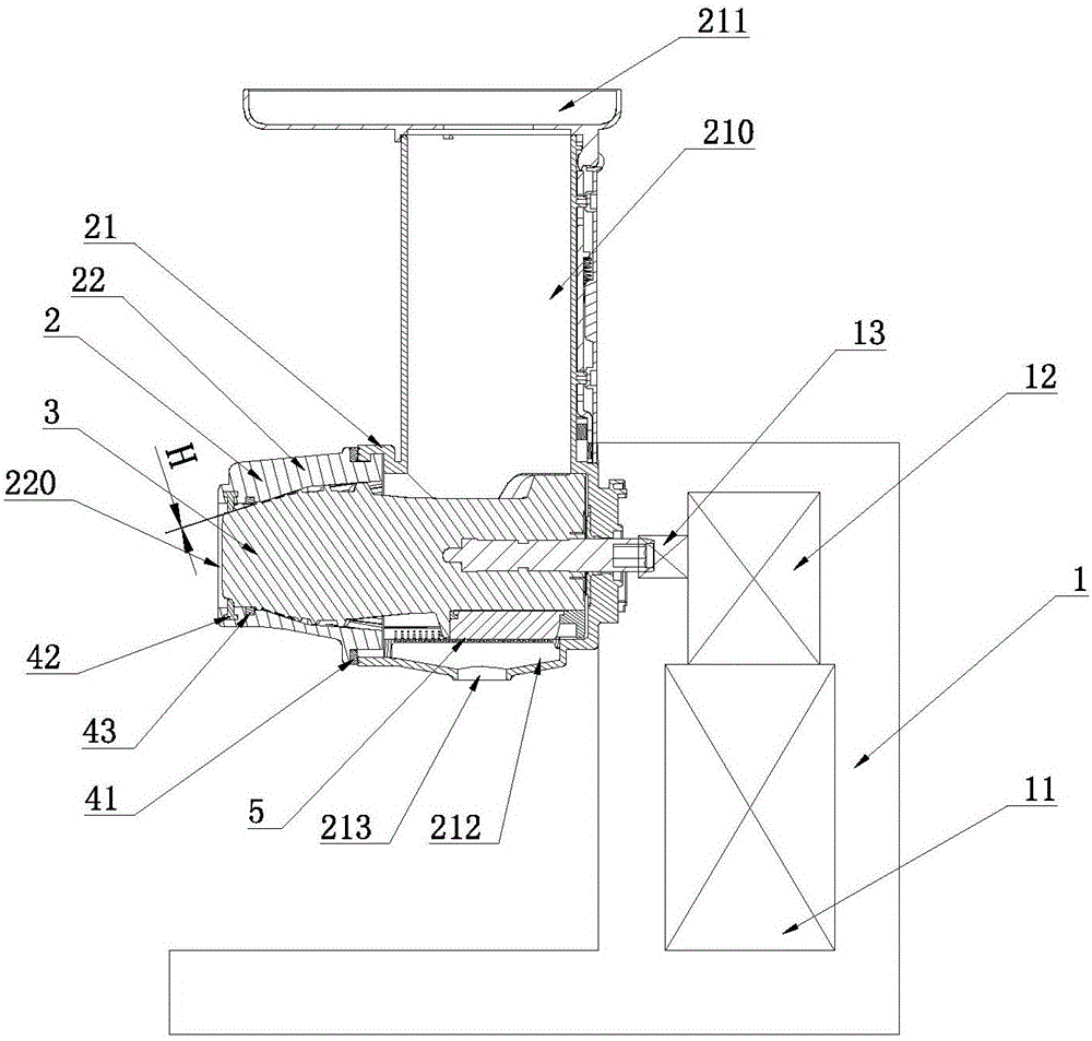 An easy-to-clean extrusion juice extractor