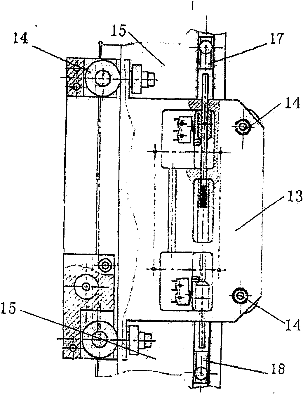 Measuring apparatus for synchronously and real-time measuring for three parameters of soil