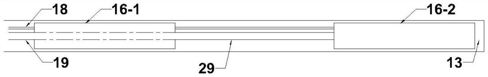 Co-mining method of coal and contact co-existing oil shale fracturing