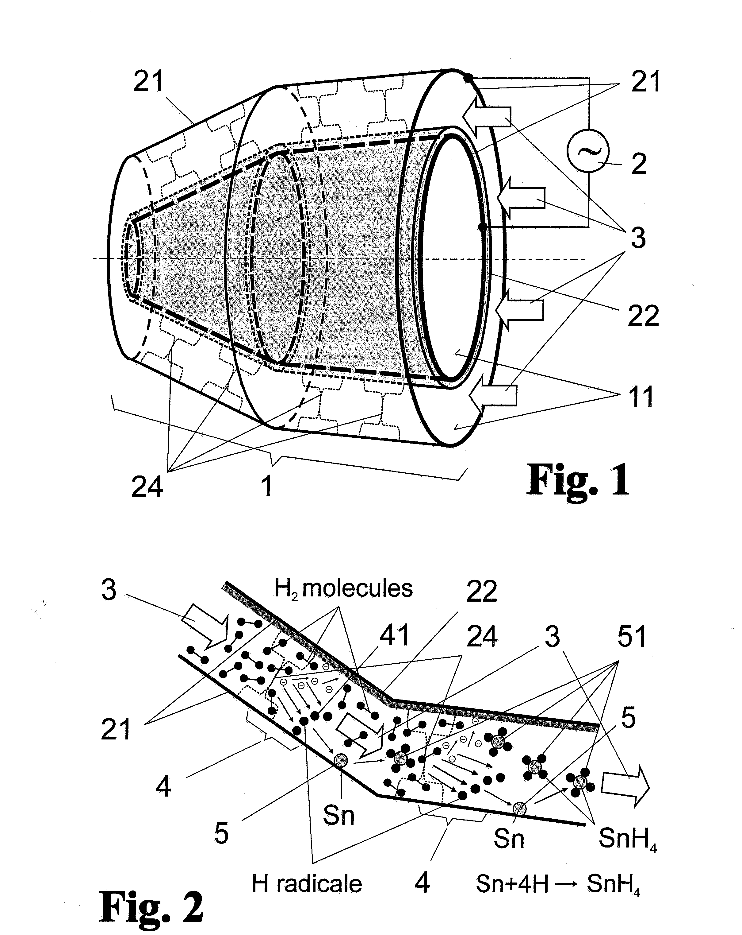 Method and arrangement for cleaning optical surfaces in plasma-based radiation sources