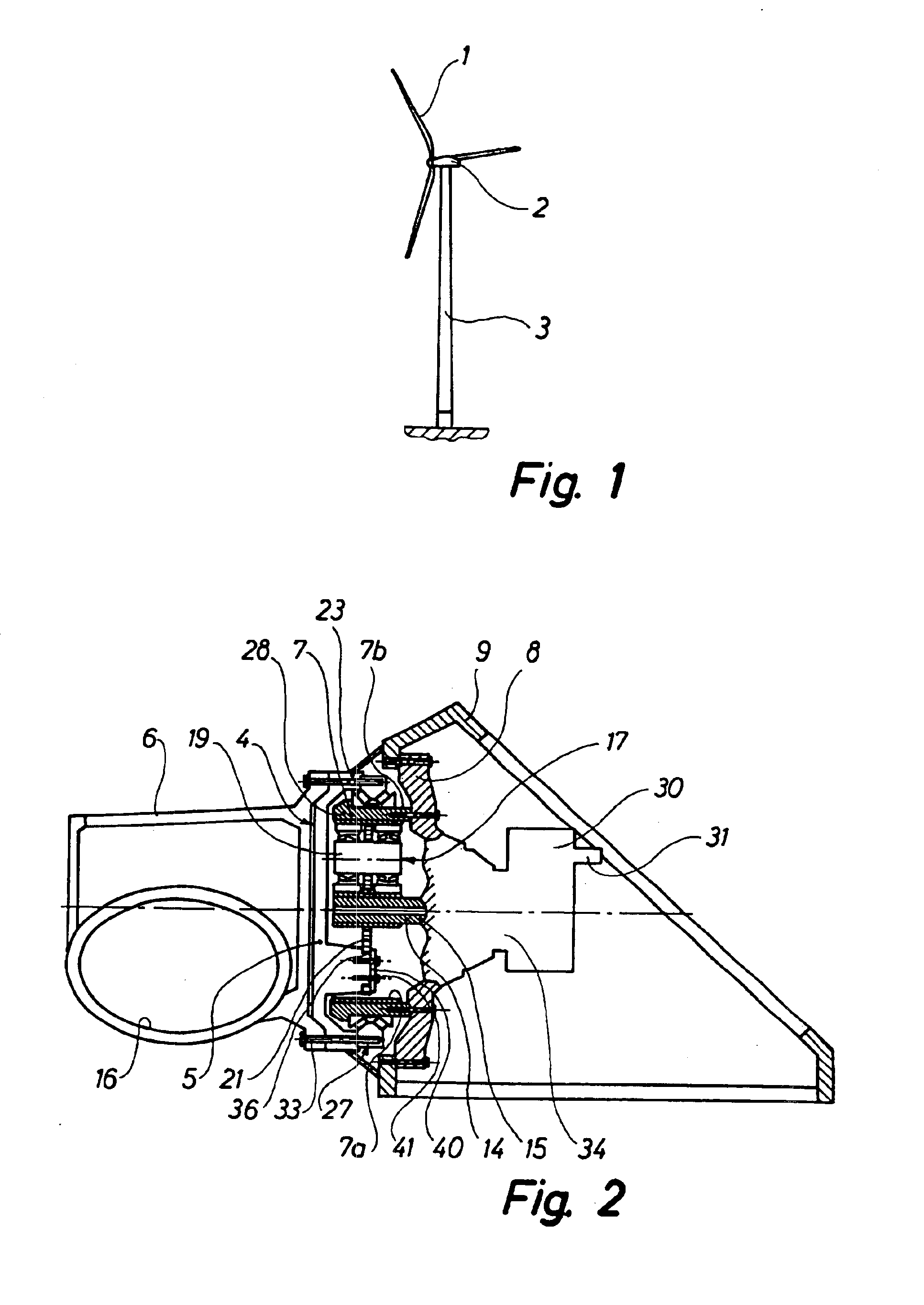 Wind turbine comprising a planetary gear