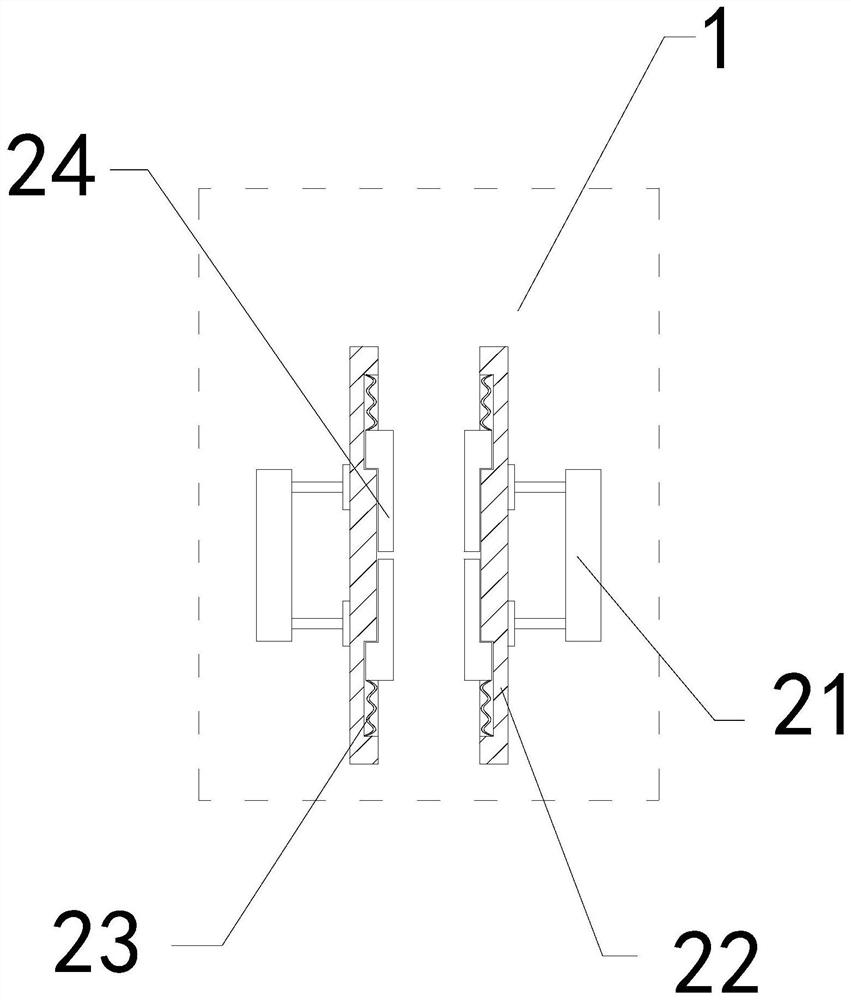 Carton clamping device controlled by servo system