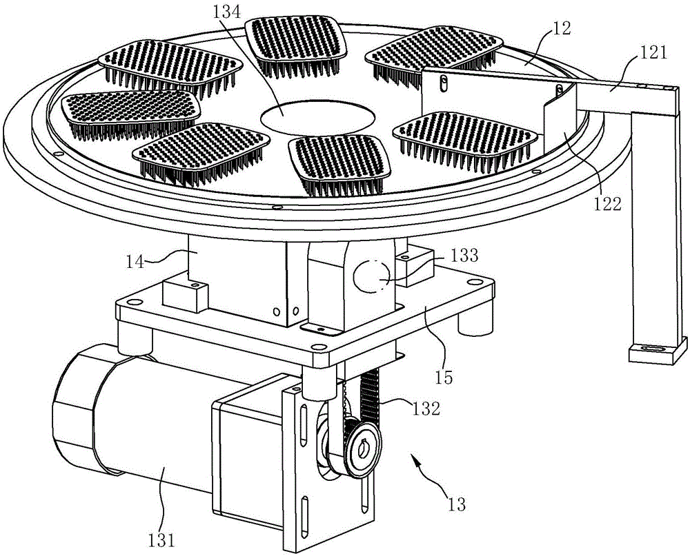 Automatic hair dyeing machine for comb teeth