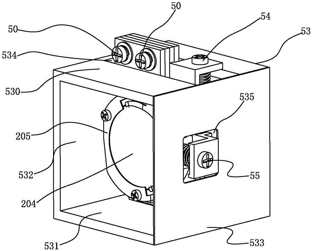 Lens adjusting device and projection optical system