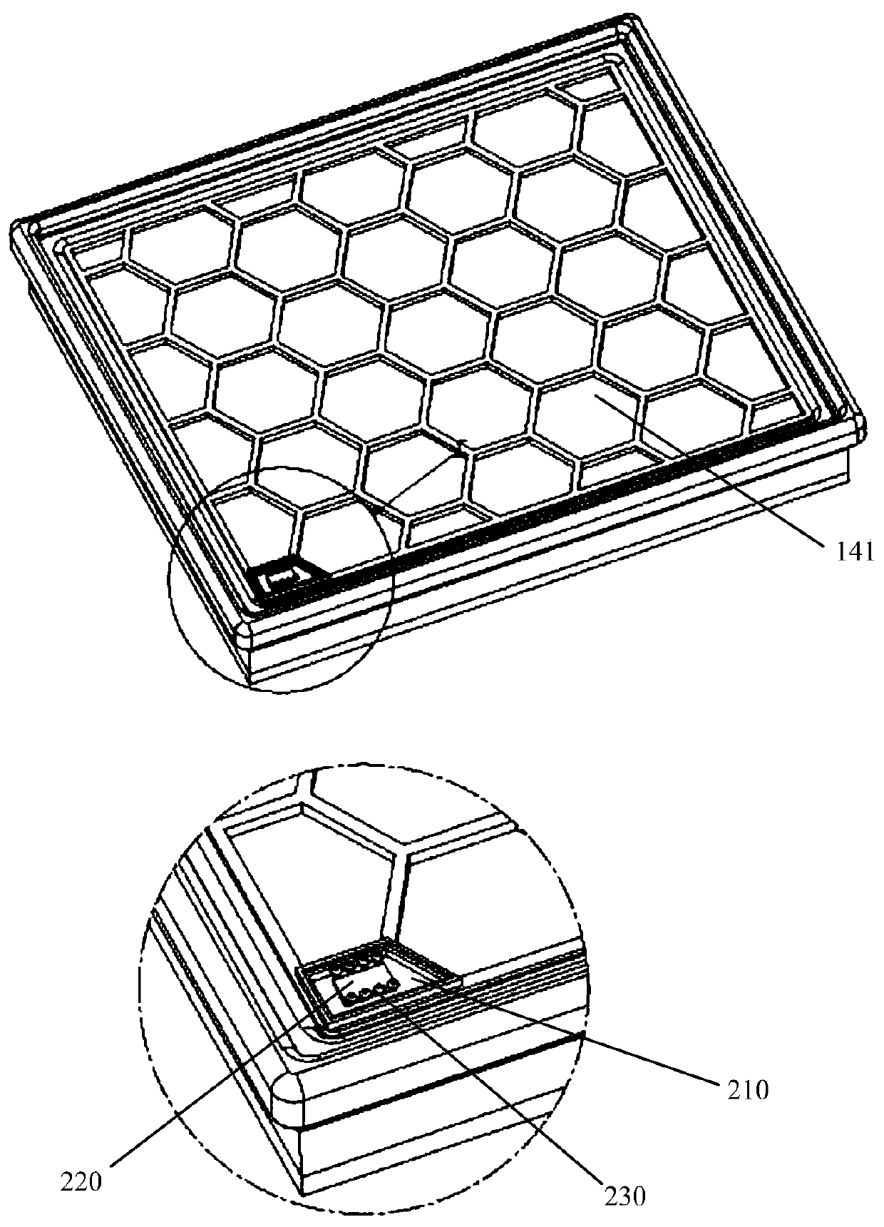 Real-time monitoring device for service life of automobile filter and monitoring method thereof