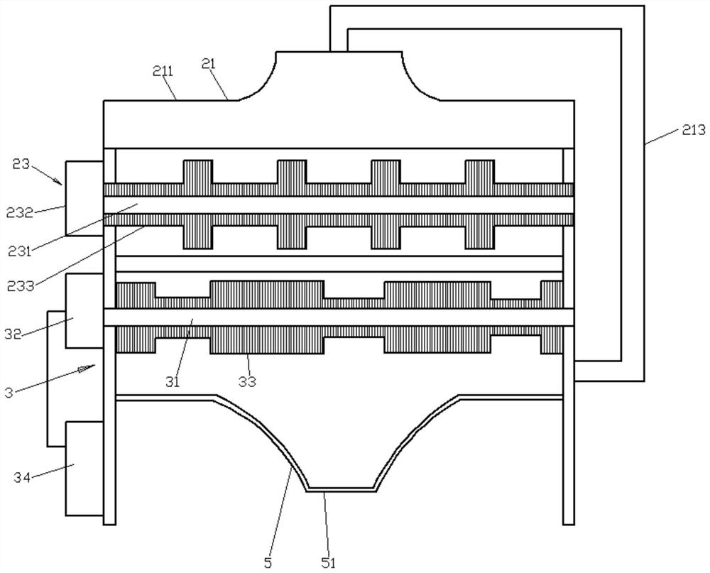 Comprehensive cleaning device for pallets of pallet warehouse