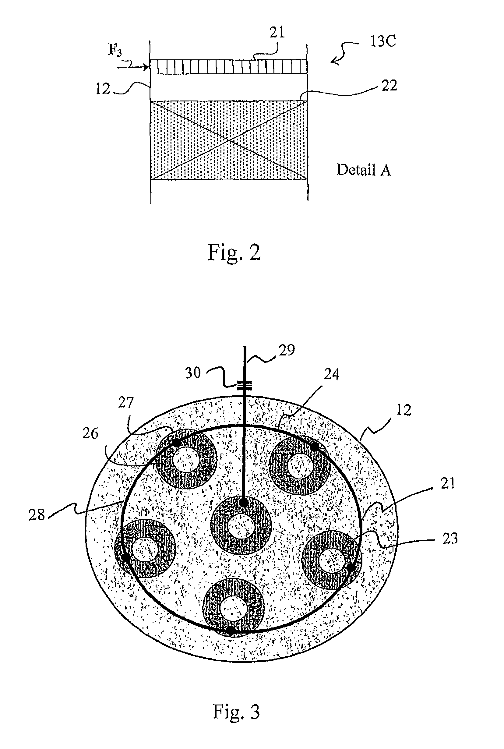 Method and arrangement for feeding heat-sensitive materials to fixed-bed reactors