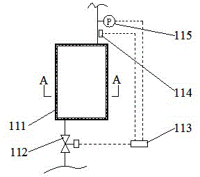 Solar heat pump heating system with self-driven separated heat pipe energy storage device and control method