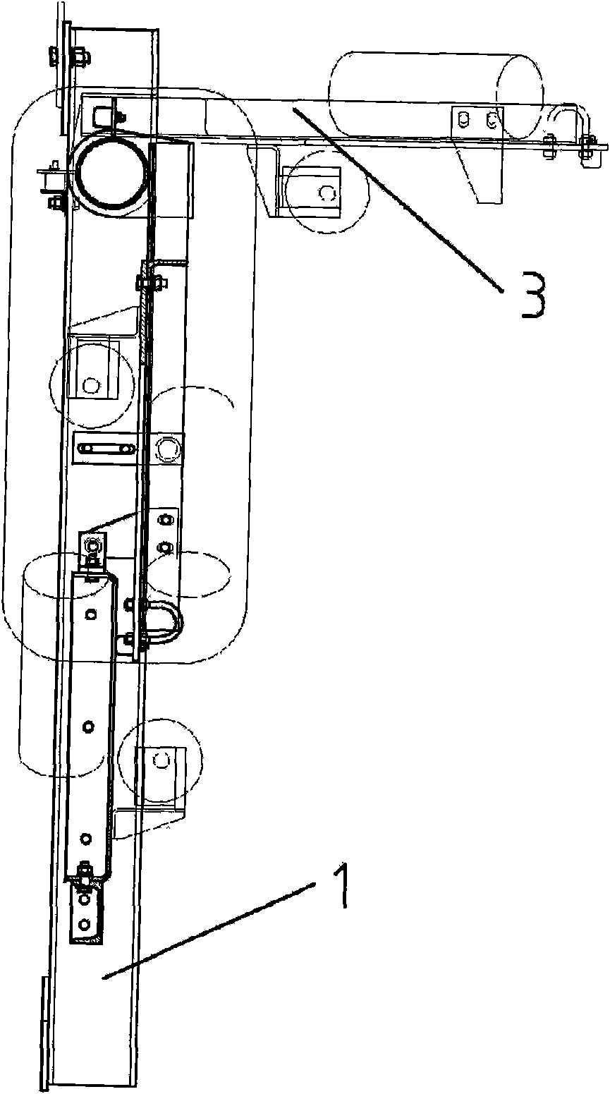 Safety baffle mechanism for tubular type belt conveyer