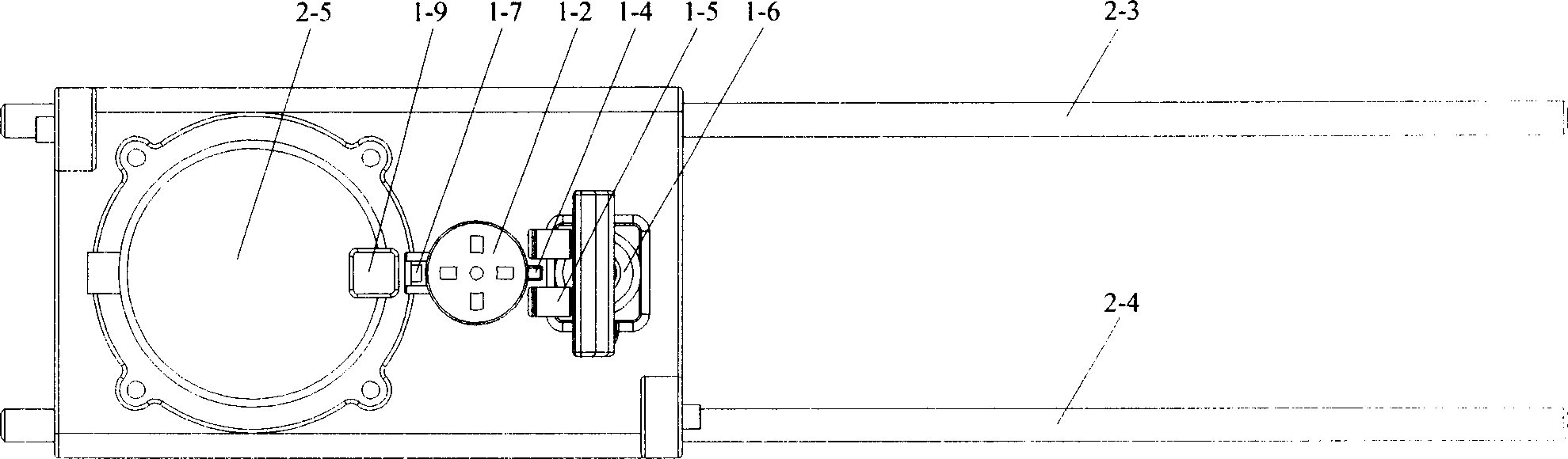 Domestic full-automatic dish-washing machine and its cleaning method