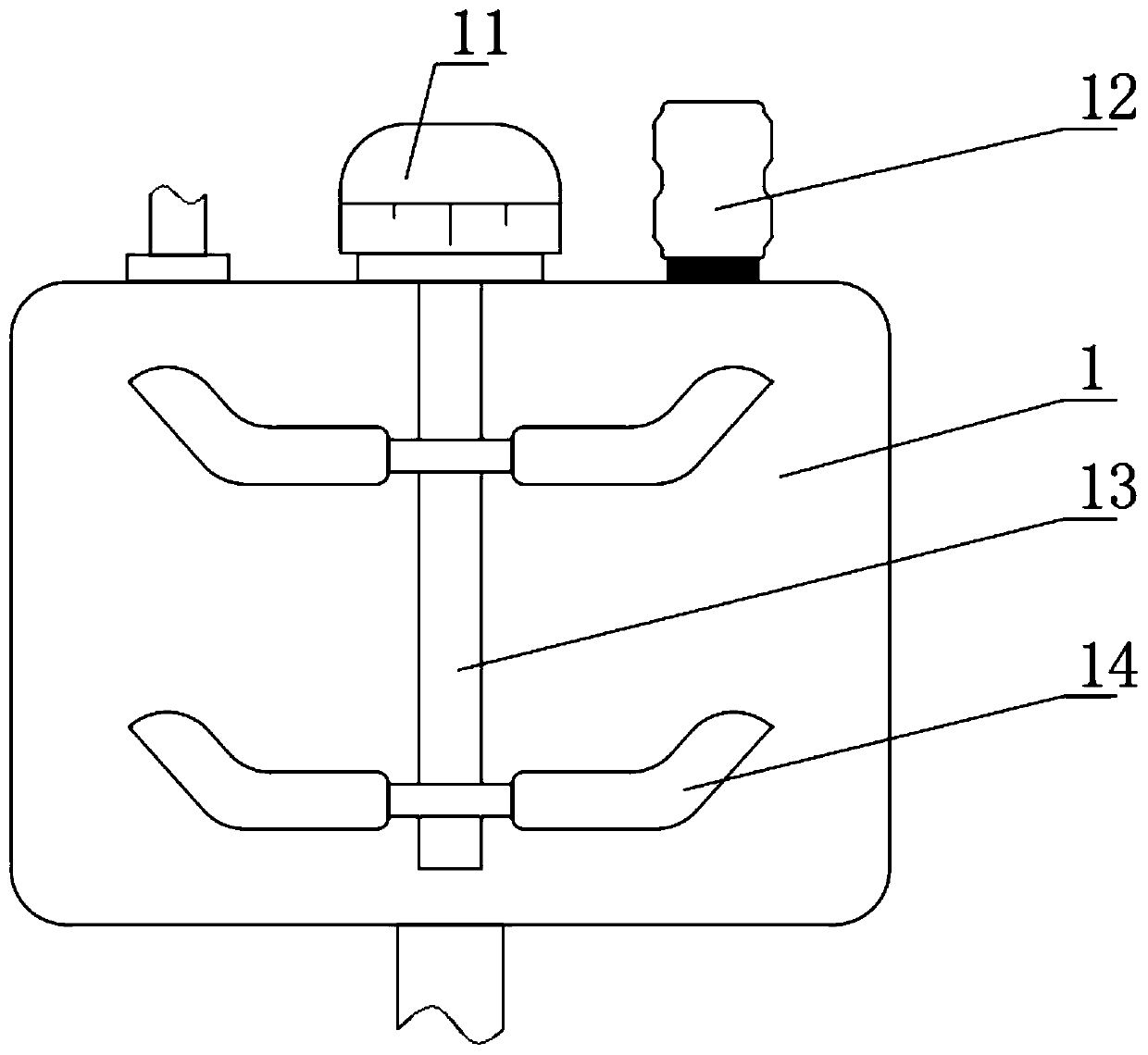 Liquid pesticide automatic spraying device for farmland machinery