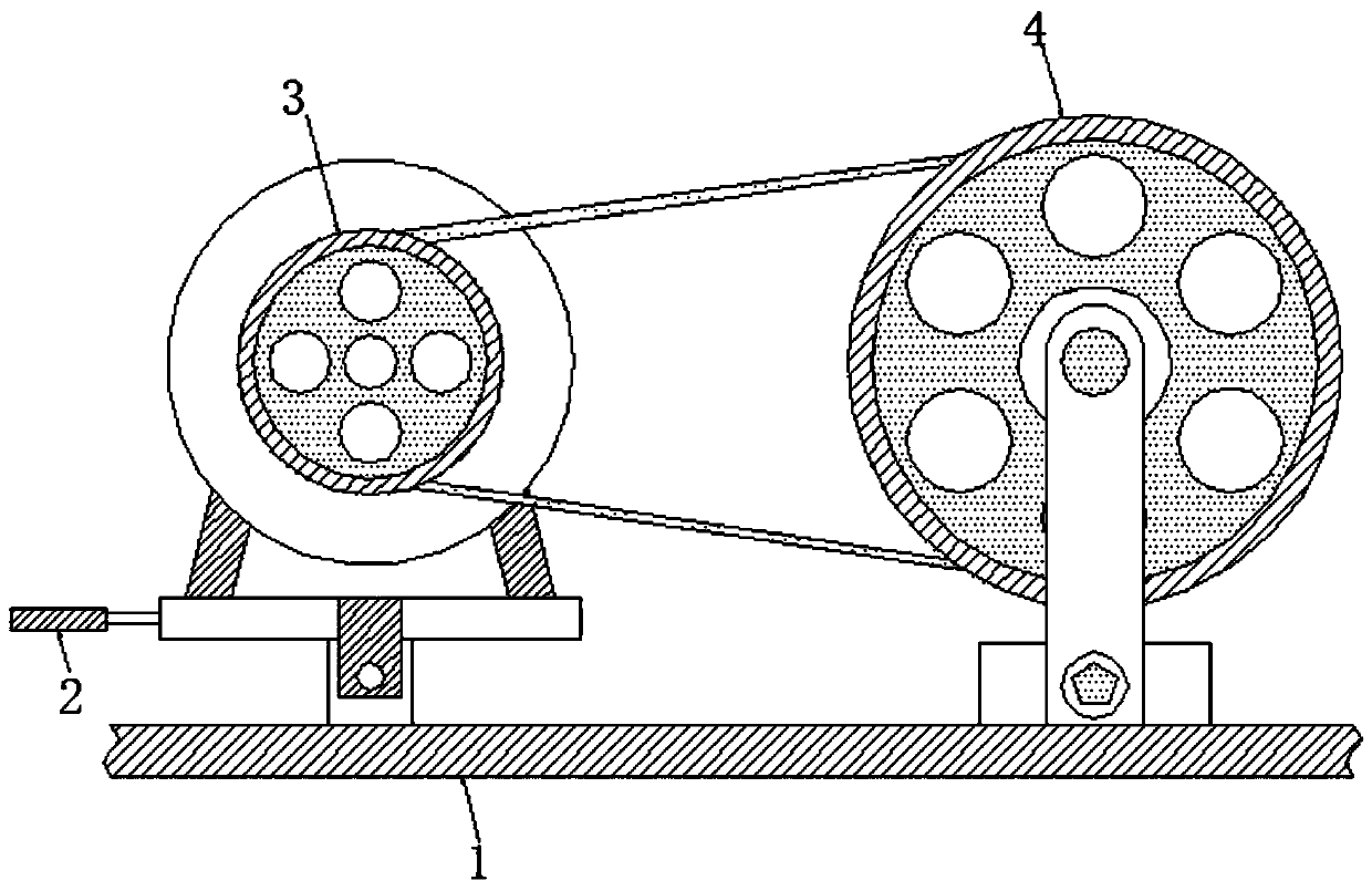 Winding device for ensuring coil thickness to be kept constant by thickness variation