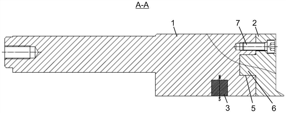 Combined cutter device of hydraulic cementing insulation clamping plate dismantling device