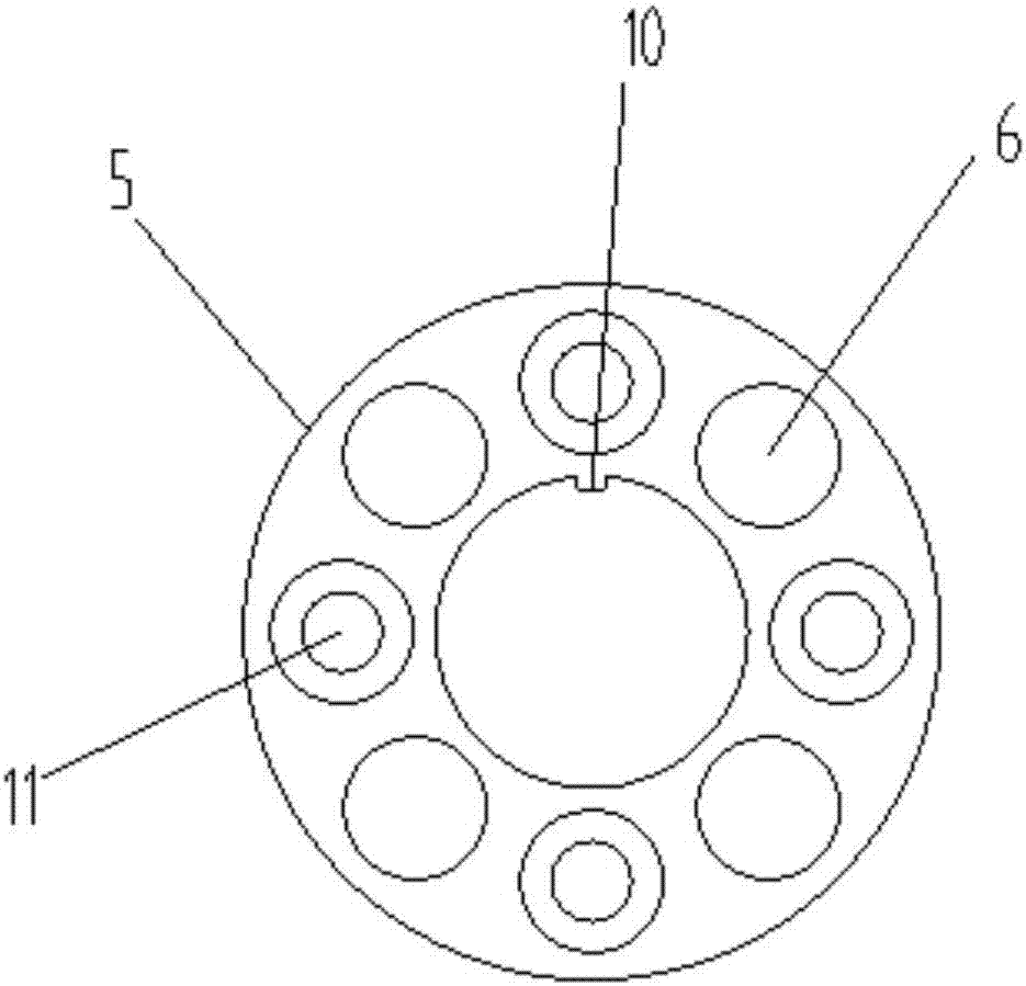 Pipe connector achieving water output flow control