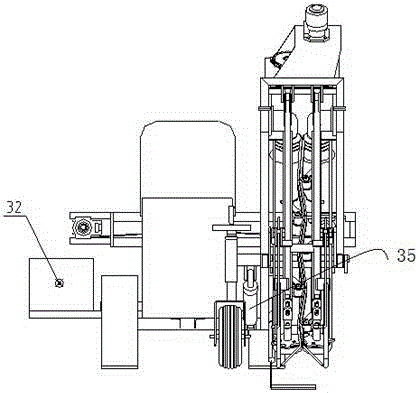 Small-sized self-propelled garlic combine harvester