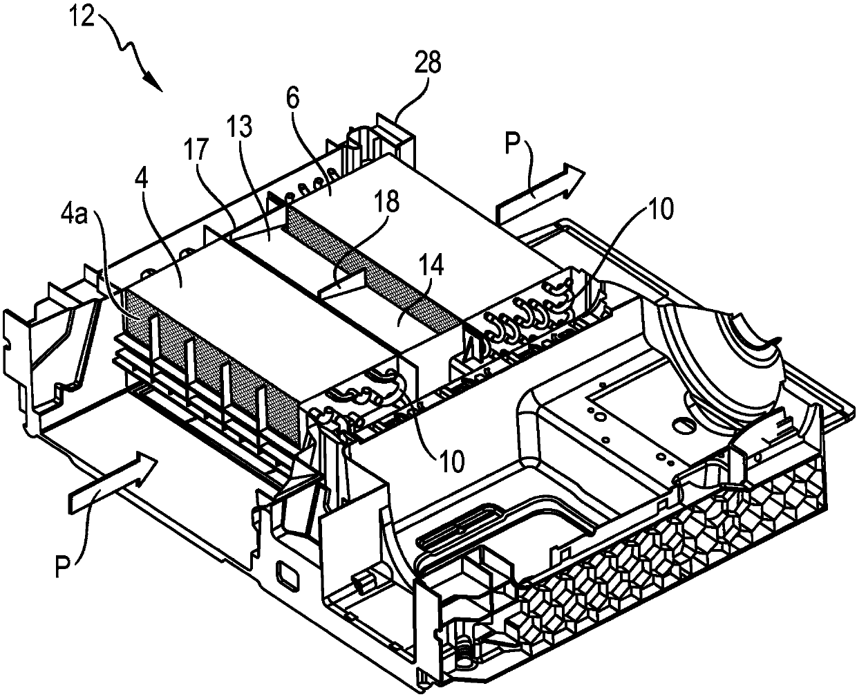 Domestic appliance having a cleaning apparatus for heat exchangers